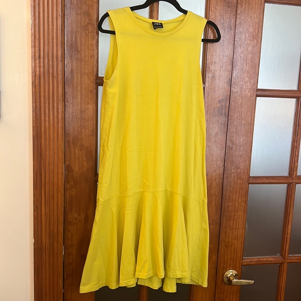 Yellow cotton drop hem sundress